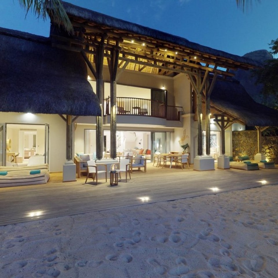 Paradis Beachcomber Golf Resort & Spa
