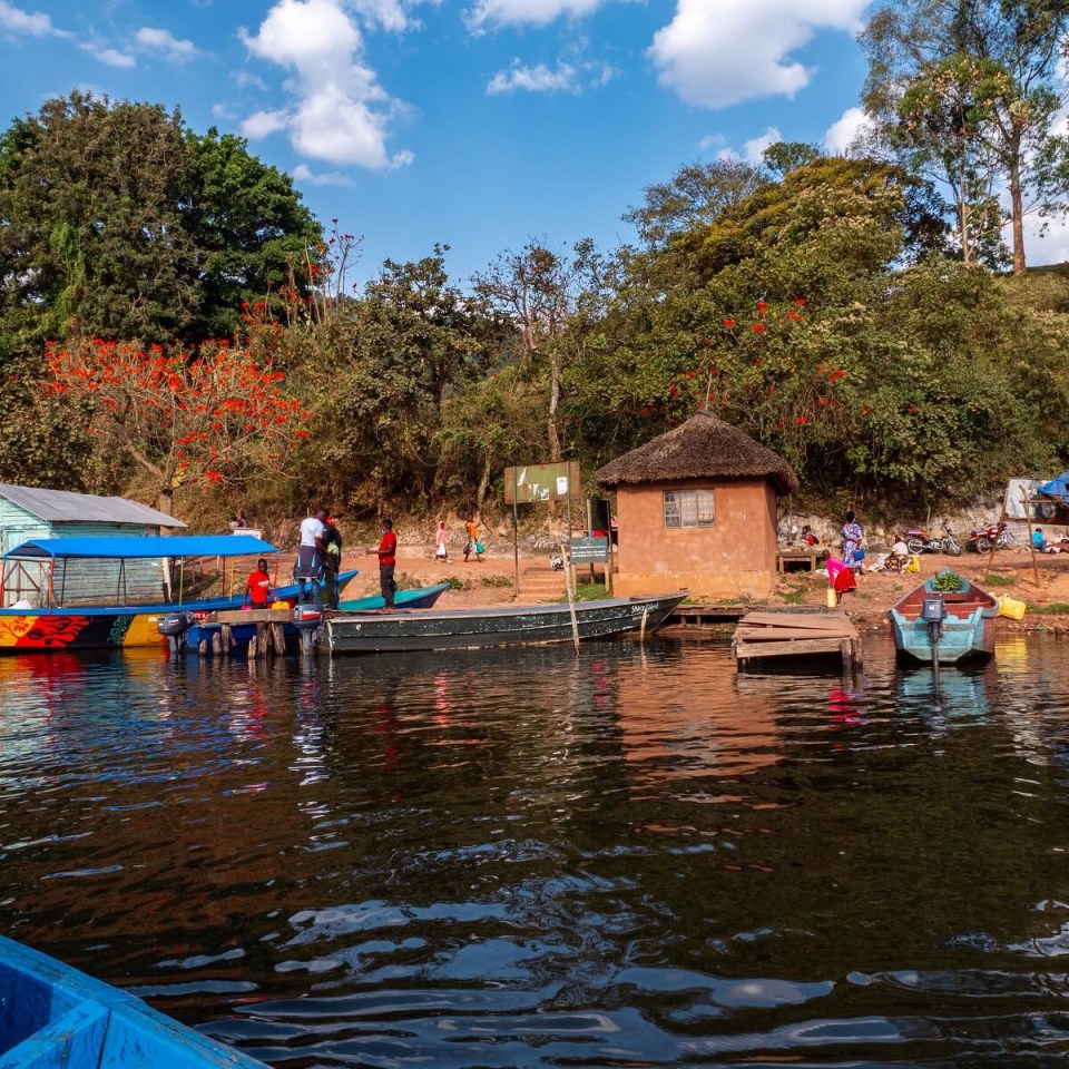 Birds Nest Lake Bunyonyi