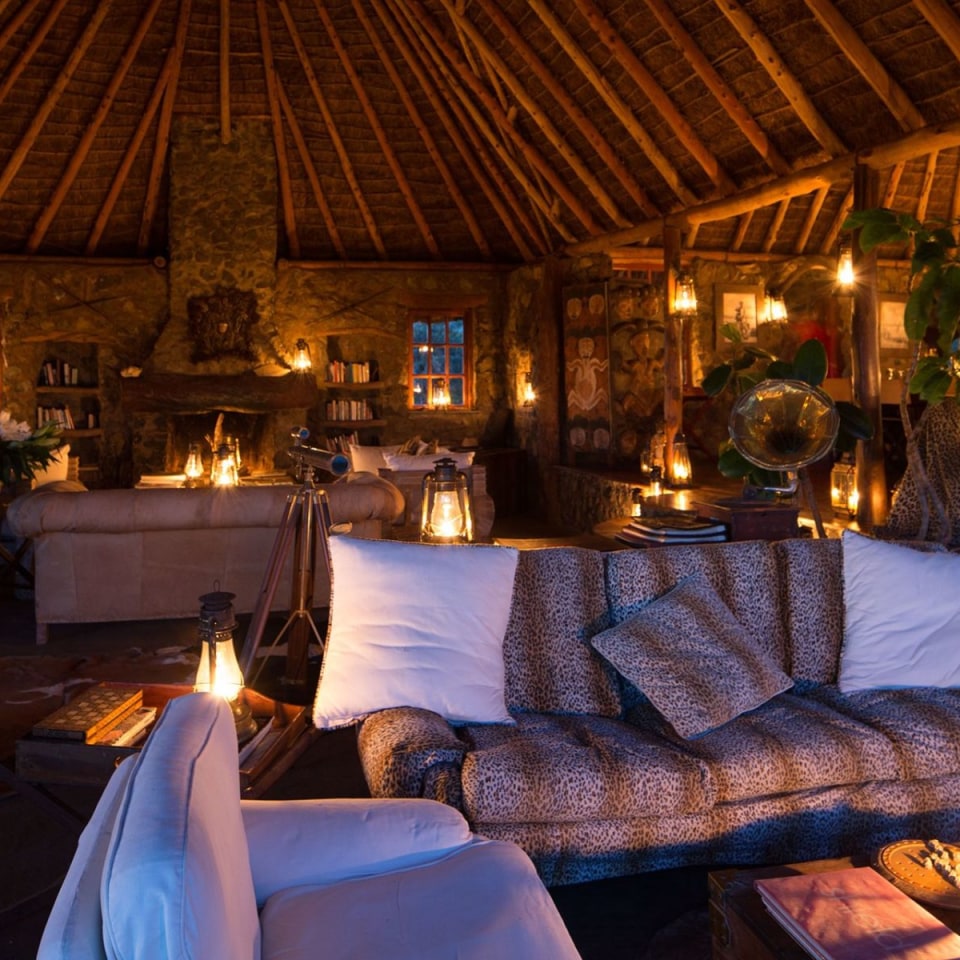 campi-ya-kanzi-lounge.jpg
