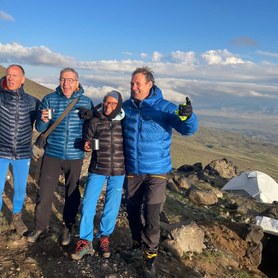 Ararat Besteigung mit Süphan Daği un Nemrut Daği