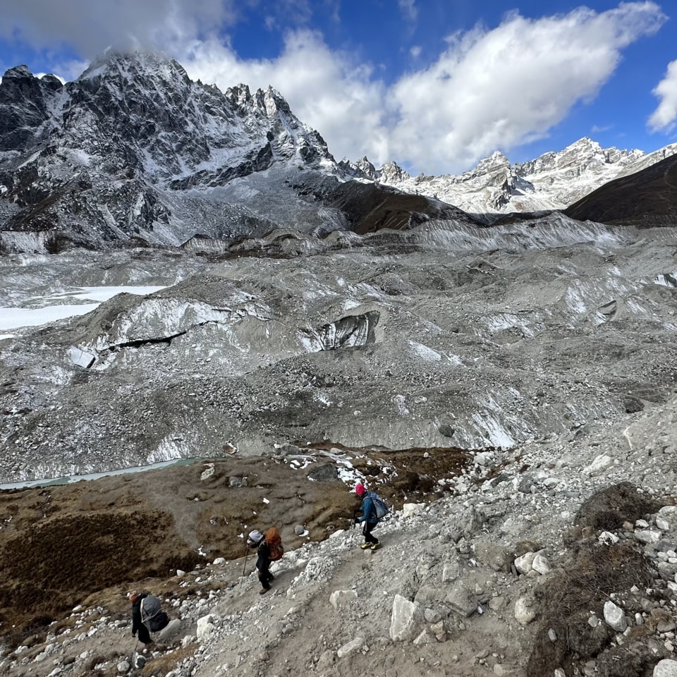 Durch das Gokyo-Tal & über den Cho La Pass zum Everest Basislager