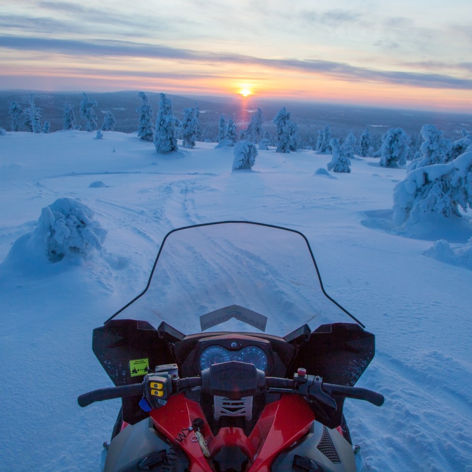 Auf dem Motorschlitten