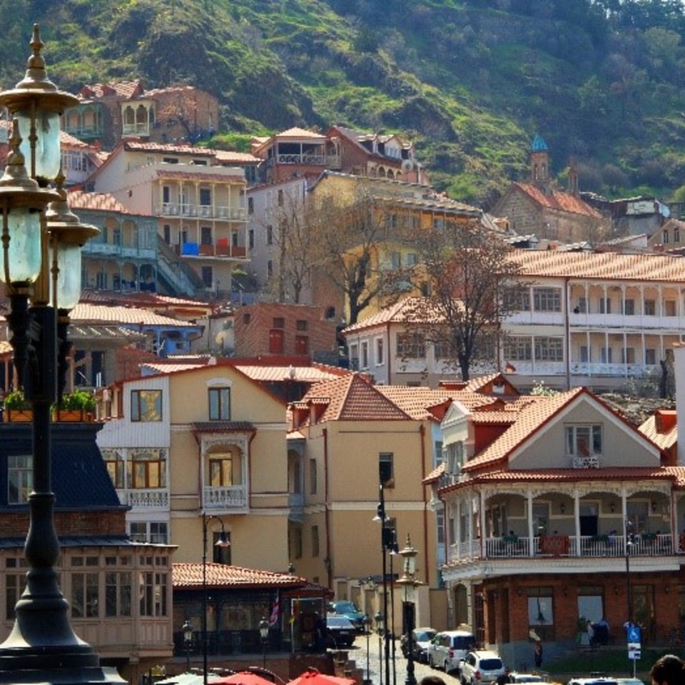 Kurztour zum Kasbek mit Eingehwanderung am Chaukhi-Massiv im Sno-Tal