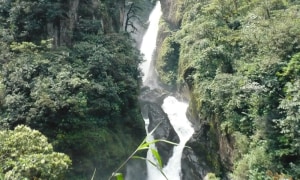 Pailon del Diablo Baños