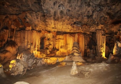 Reise Sudafrika intensiv vom Kruger Nationalpark bis Kapstadt Uhambo Kleine Karoo Wüste Oudtshoorn Cango Caves