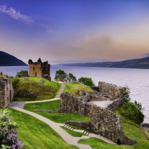 bearbeitet1 Schottland Loch Ness AdobeStock 372459196 6d24ebc4 9638 4e81 8d0a c9028e44165f