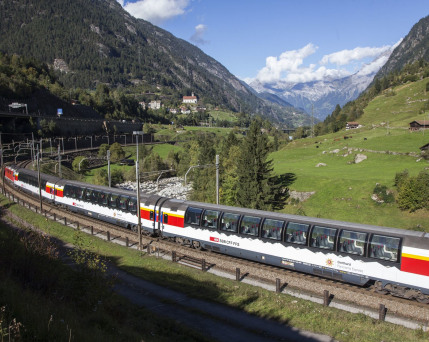 Schweiz_Gotthard Panorama Express