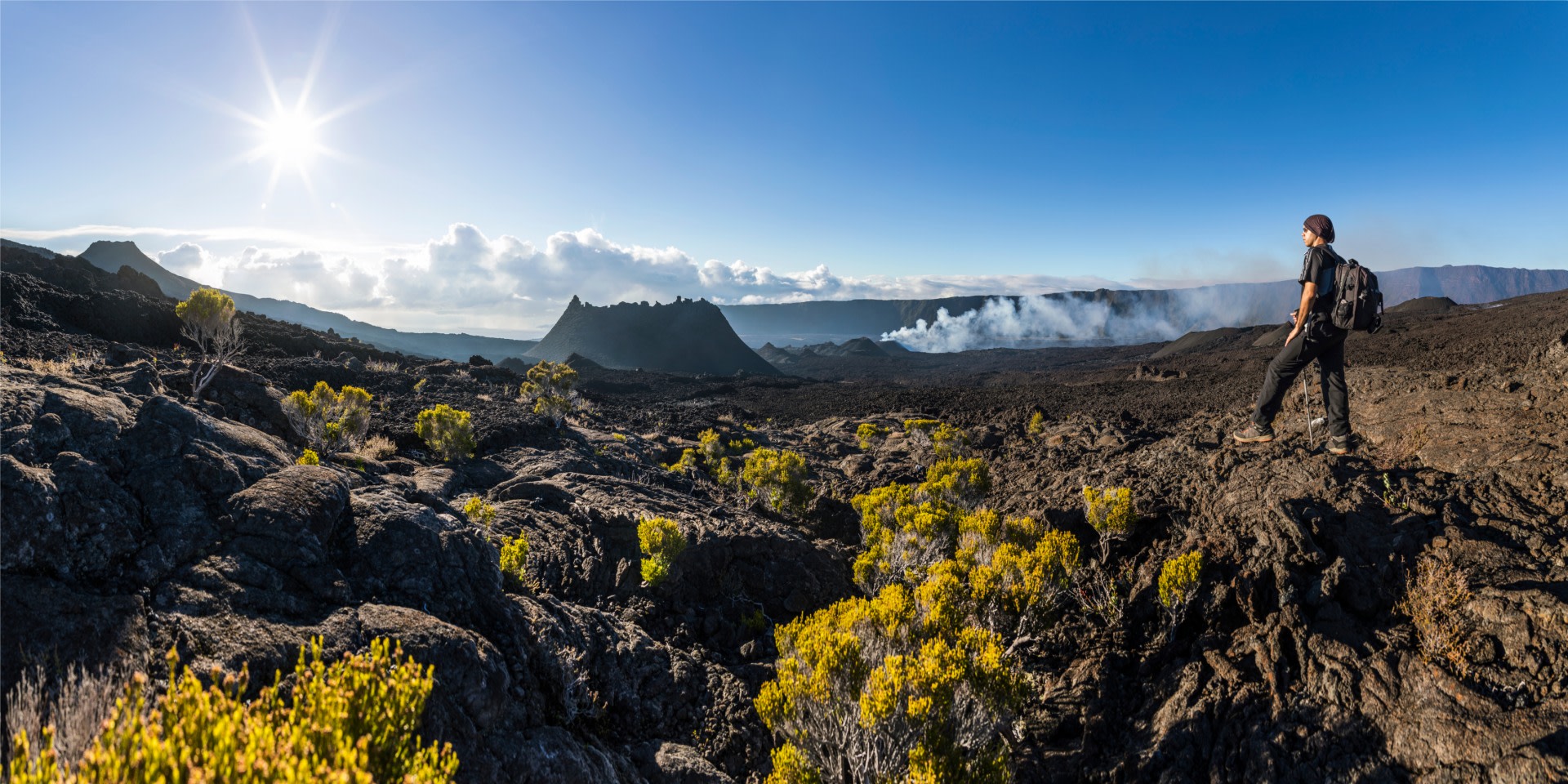 volcan272 %C3%A9ruption Piton de la Fournaise f%C3%A9vrier 2017 homme IRT Frog974 12 2022 5b2a1721 00e2 4bec 8b77 704a5dfb04ac