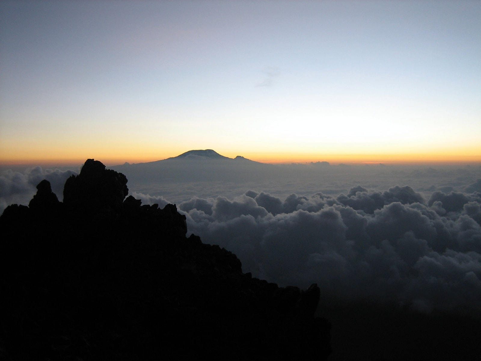 Mt Meru. Blick auf Kilimandscharo