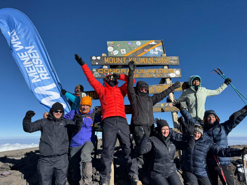 Uhuru Peak by Meine Kilimandscharo Reisen