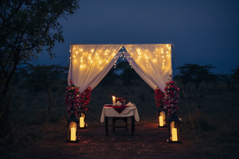 Candlelight Dinner in der Serengeti
