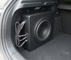 סאב וופר ברכב