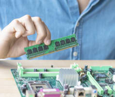 הרחבצ זיכרון במחשב נייח