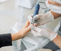 מניקור רפואי