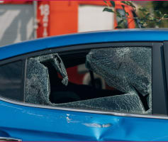 חלון להחלפה ברכב