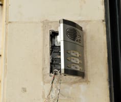 תיקון אינטרקום