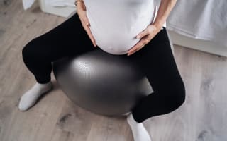 תרגילים לאיזון אגן בהריון