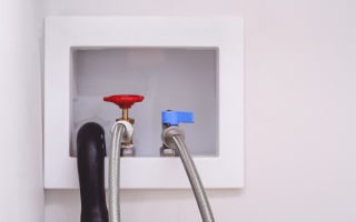 ברז מים חמים וקרים למכונת כביסה