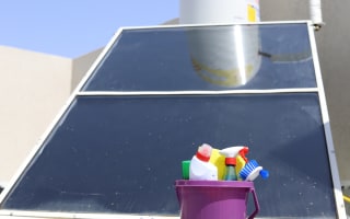 ניקוי קולטי שמש