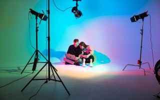 צילומי בוק בת מצווה בסטודיו