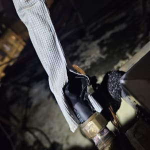 צינור עם חיבור מתכת, עבודה בתחום האינסטלציה