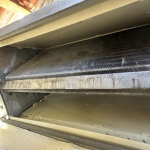 יחידת מיזוג אוויר עם מסנן מלוכלך