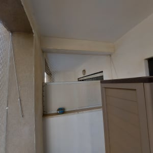 רשת למניעת כניסת יונים במרפסת