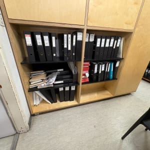 תמונה אינה מציגה עבודה בתחום