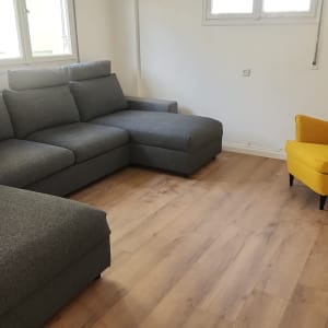 ספות על פרקט