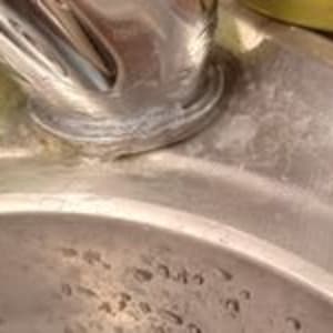 כיור נירוסטה עם ברז מטבח