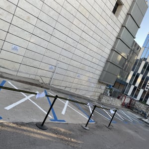 תמונה אינה מציגה עבודה בתחום