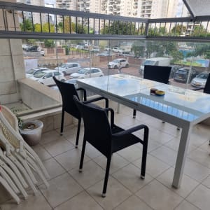 תמונה אינה מציגה עבודה בתחום