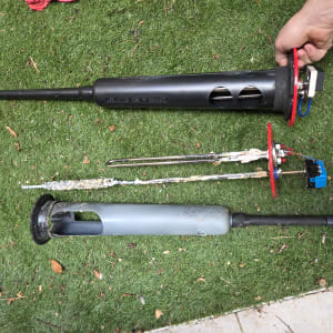 גופי חימום חשמליים על דשא מלאכותי