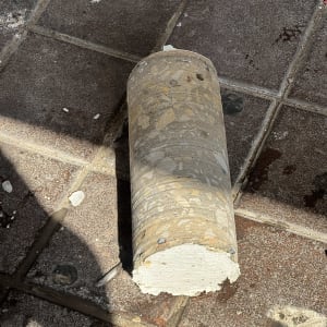 גליל בטון שנשלף לאחר עבודת קידוח בטון ביהלום