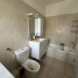 תמונה אינה מציגה עבודה בתחום