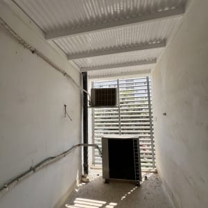 תמונה אינה מציגה עבודה בתחום