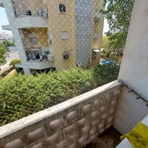 רשת הגנה על מרפסת למניעת כניסת יונים