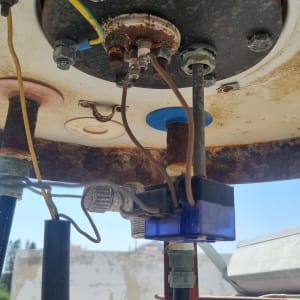 חיבורים חשמליים ותשתית דוד שמש