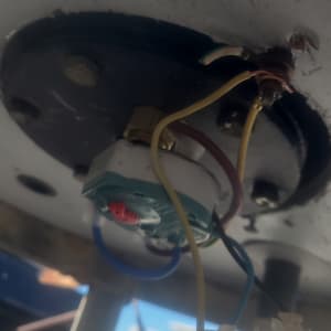 חיבורים חשמליים במערכת חימום סולארית