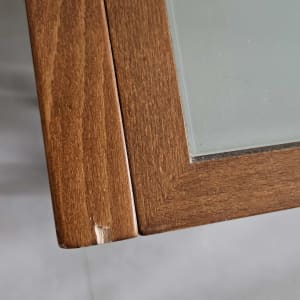 פינת שולחן עץ עם זכוכית