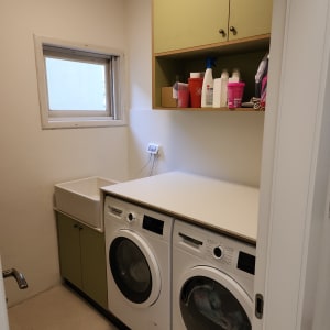 תמונה אינה מציגה עבודה בתחום