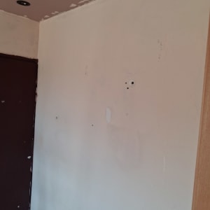 עבודת תיקוני שפכטל והכנת תקרה לצביעה
