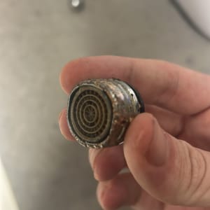 תמונה אינה מציגה עבודה בתחום