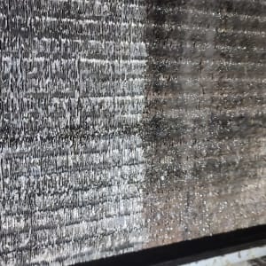 יחידת מיזוג אוויר עם לכלוך ואבק