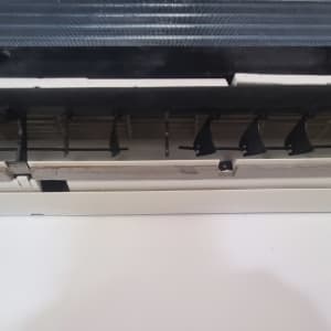 יחידת מיזוג אוויר פתוחה עם סנפירים פנימיים