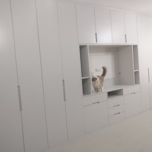 ארון קיר לבן עם מדפים ומגירות