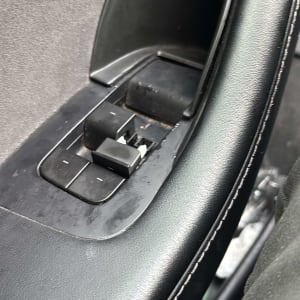 מתגי חלונות ברכב, חלק ממערכת חשמל לרכב