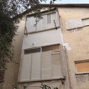 תמונה אינה מציגה עבודה בתחום