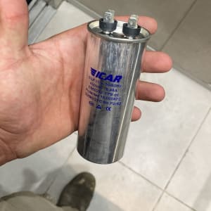 קבל מתכת לארון חשמל של מזגן