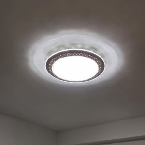 תאורת תקרה עגולה עם נורות לד